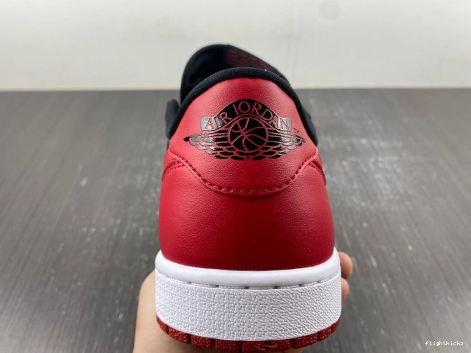 Retro Jordan Bred Air 705329-001 Low 1 0830